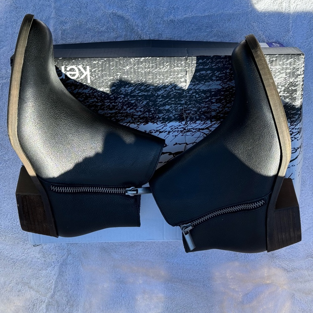 Kensie Black Ankle Booties Sleek Design